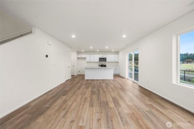 655 Salzer Creek Drive , Centralia, WA 98531 - Photo 6