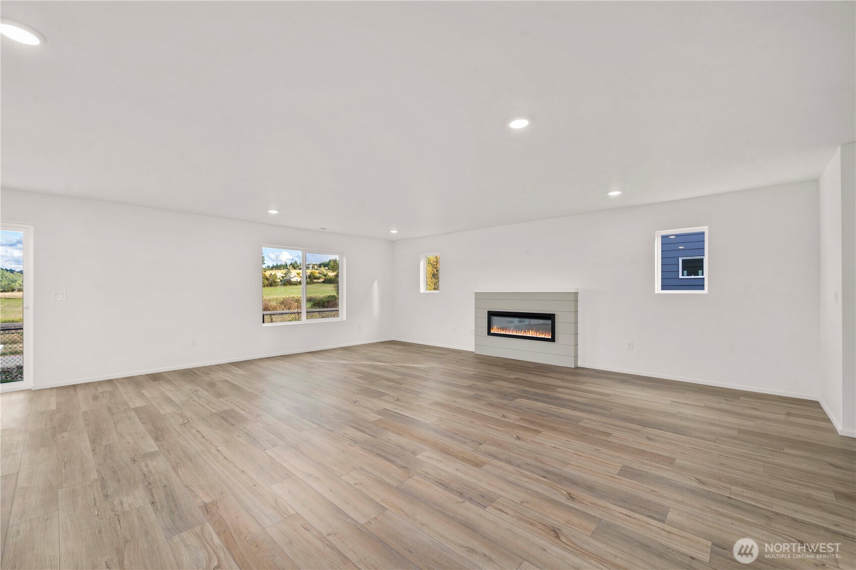 649 Salzer Creek Drive , Centralia, WA 98531