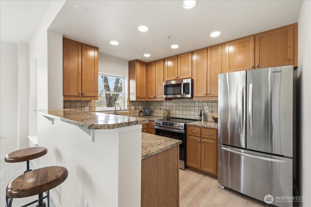 4319 Issaquah-Pine Lake Road SE #905, Sammamish, WA 98075