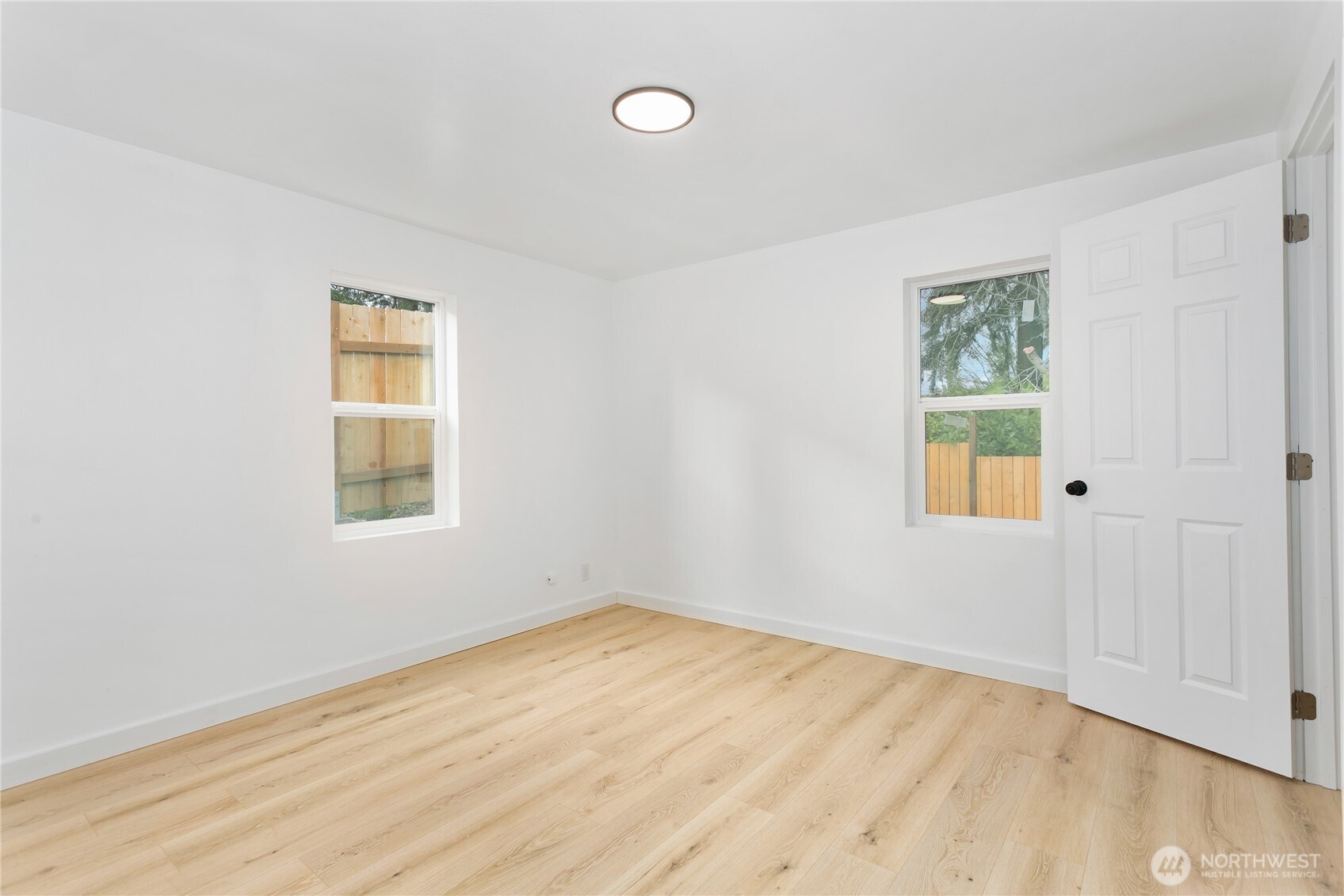 3110 11th Street , Bremerton, WA 98312