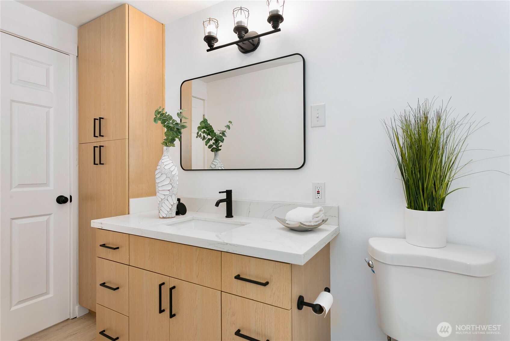 3110 11th Street , Bremerton, WA 98312