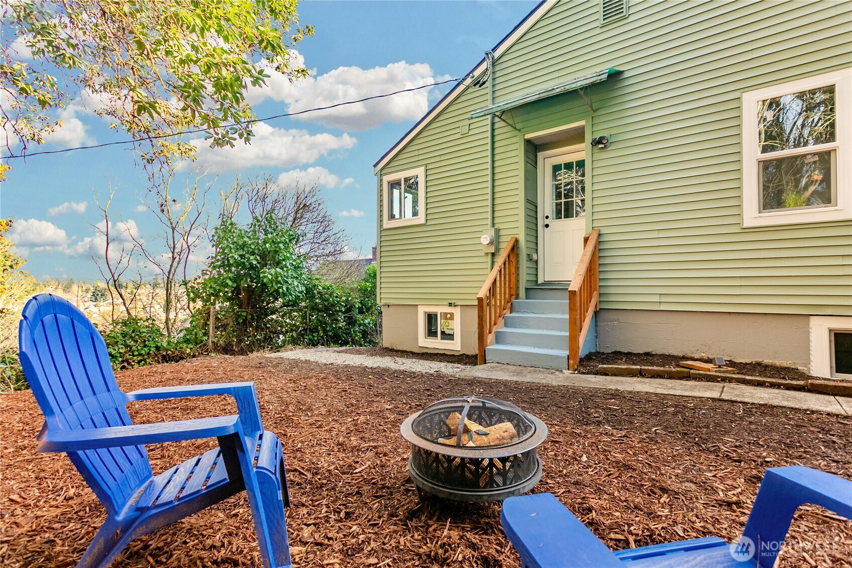 3110 11th Street , Bremerton, WA 98312