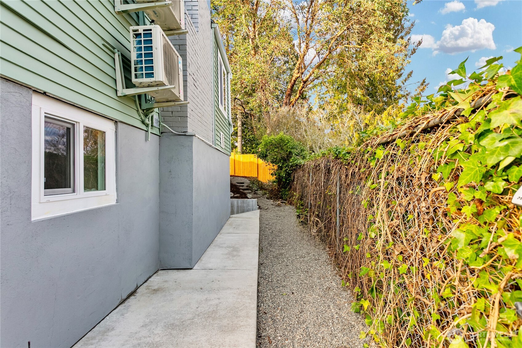 3110 11th Street , Bremerton, WA 98312