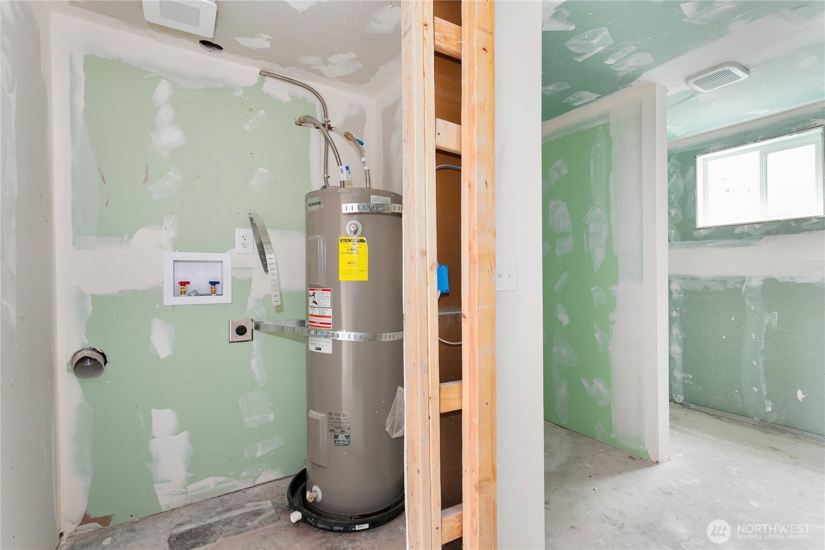 3110 11th Street , Bremerton, WA 98312