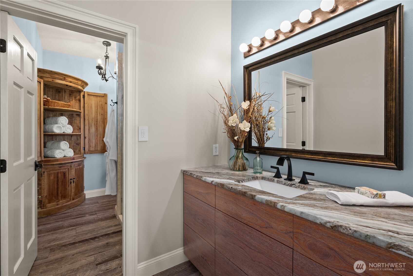 601 Shine Road , Port Ludlow, WA 98365