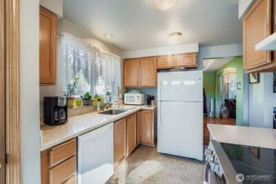 14408 4th Avenue Ct E, Tacoma, WA 98445 - Photo 11