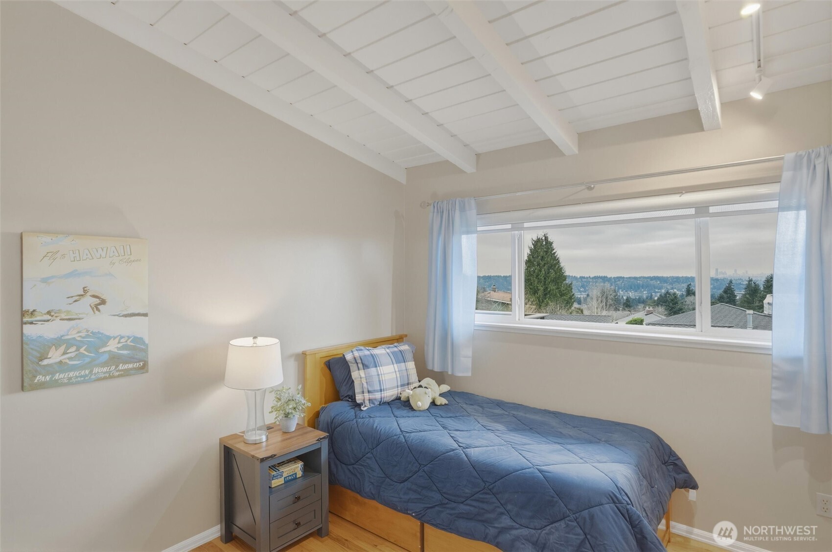 13635 SE 43rd Street , Bellevue, WA 98006