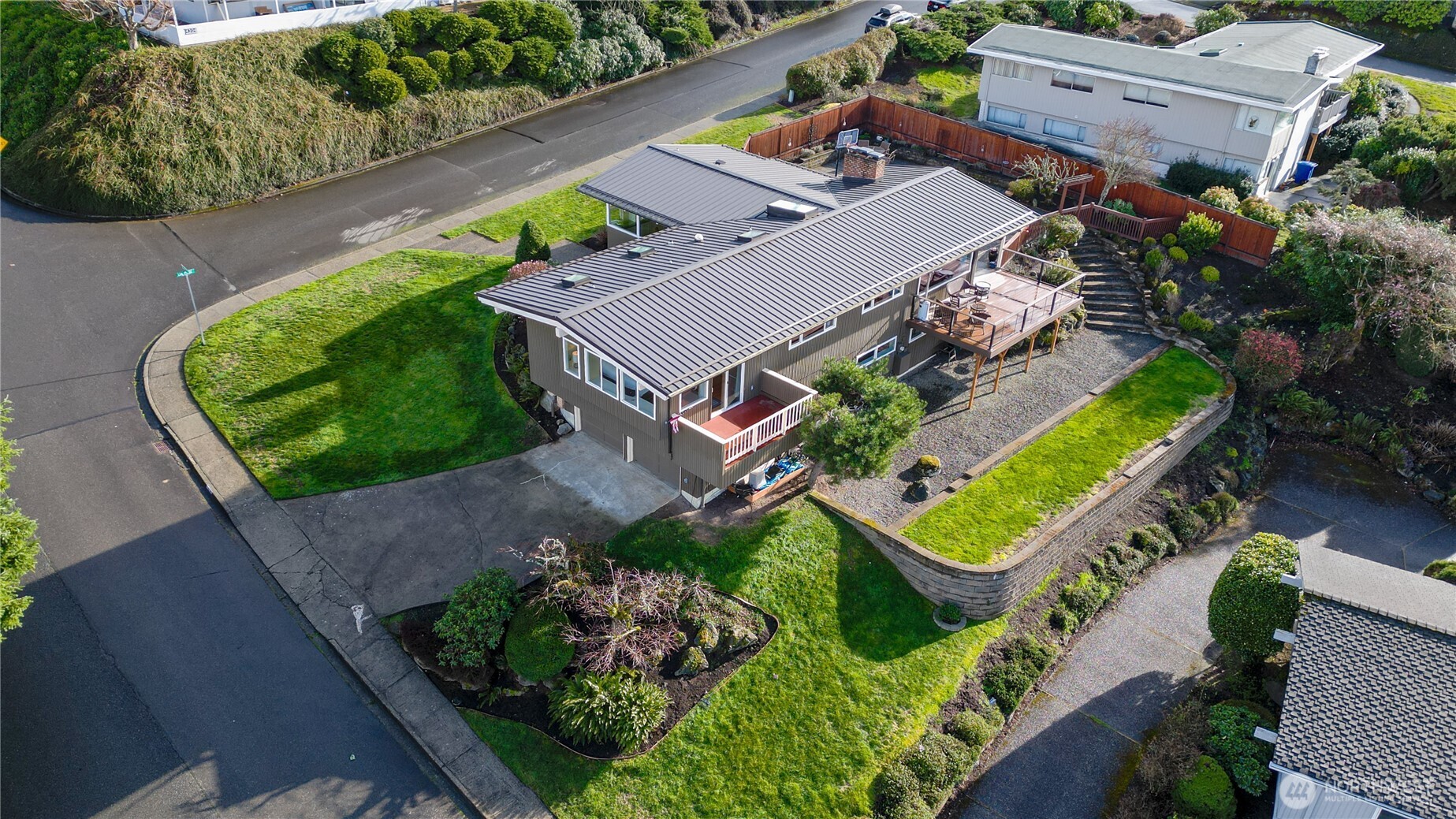 13635 SE 43rd Street , Bellevue, WA 98006