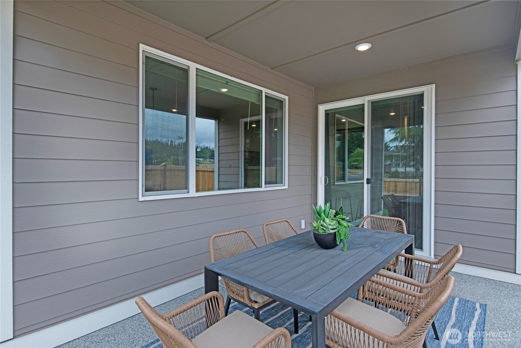 542 Silver Frost Drive , Sequim, WA 98382