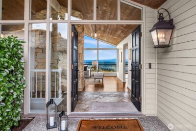 4436 140th Avenue SE, Bellevue, WA 98006 - Photo 2