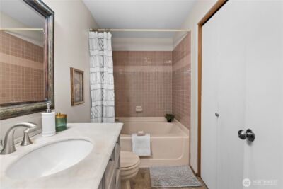 8720 Phinney Avenue #11, Seattle, WA 98103 - Photo 21