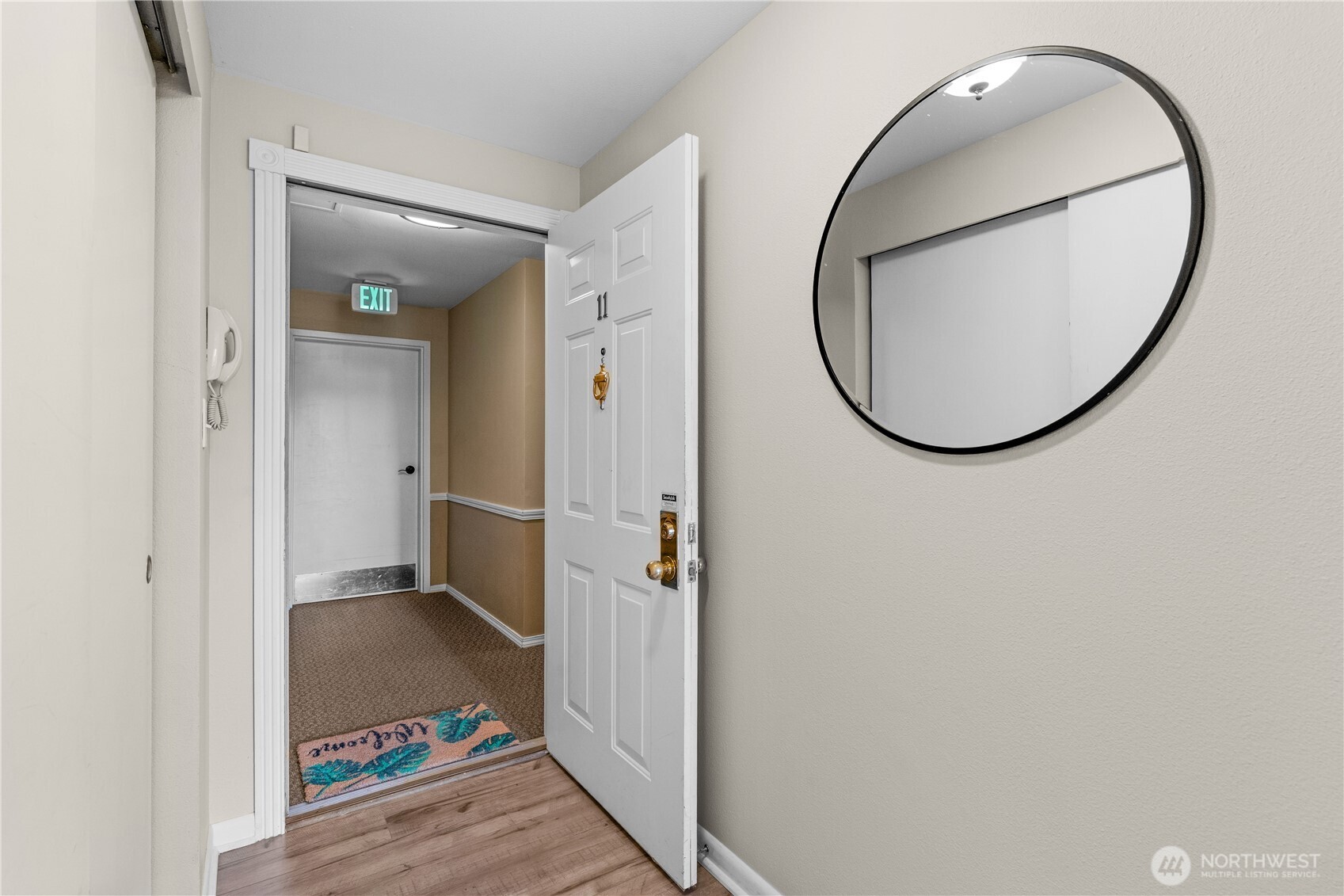 8720 Phinney Avenue #11, Seattle, WA 98103