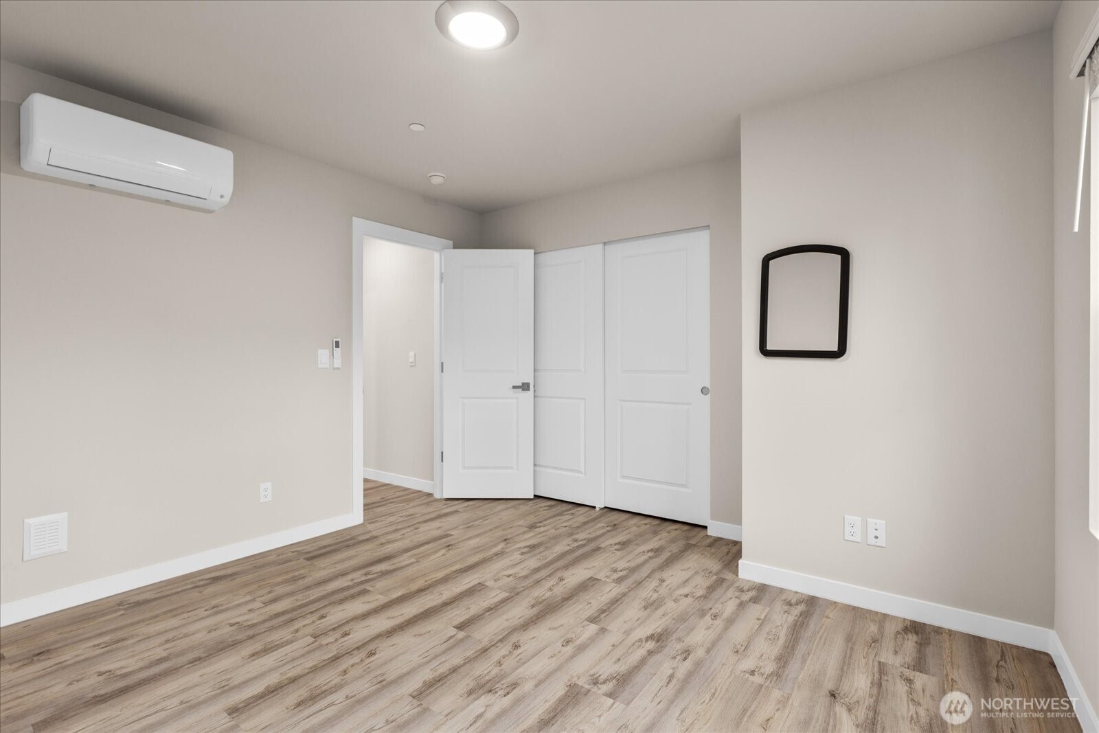 23413 Edmonds Way #A2, Edmonds, WA 98026