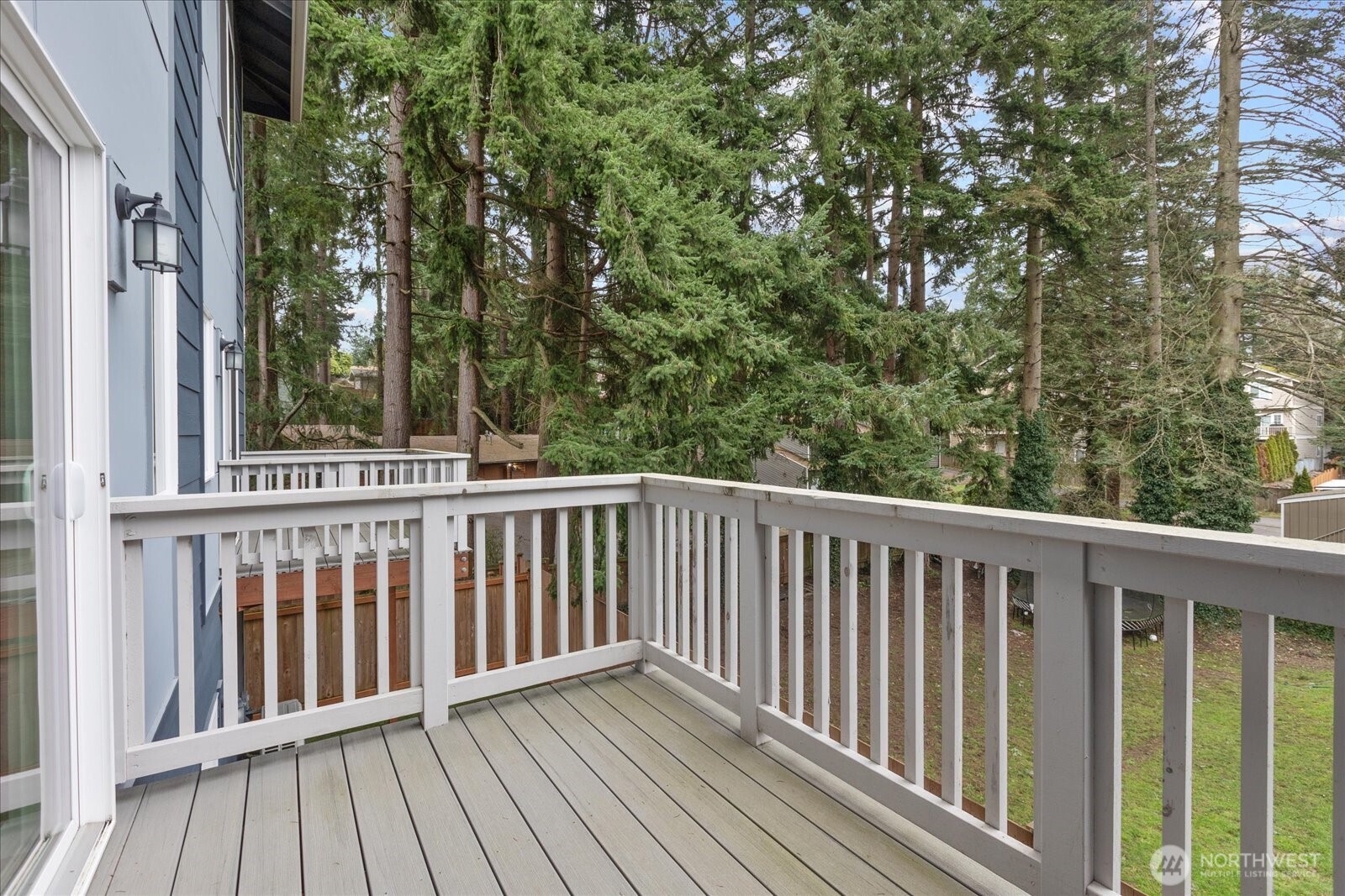 23413 Edmonds Way #A2, Edmonds, WA 98026