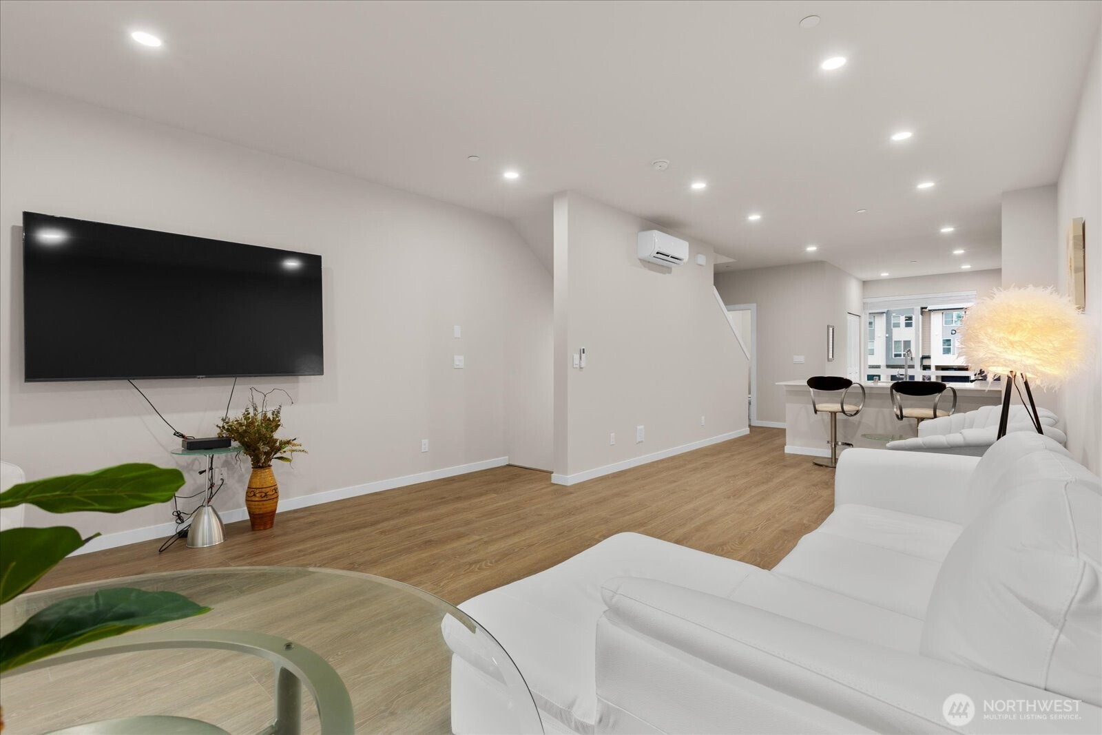 23413 Edmonds Way #A2, Edmonds, WA 98026