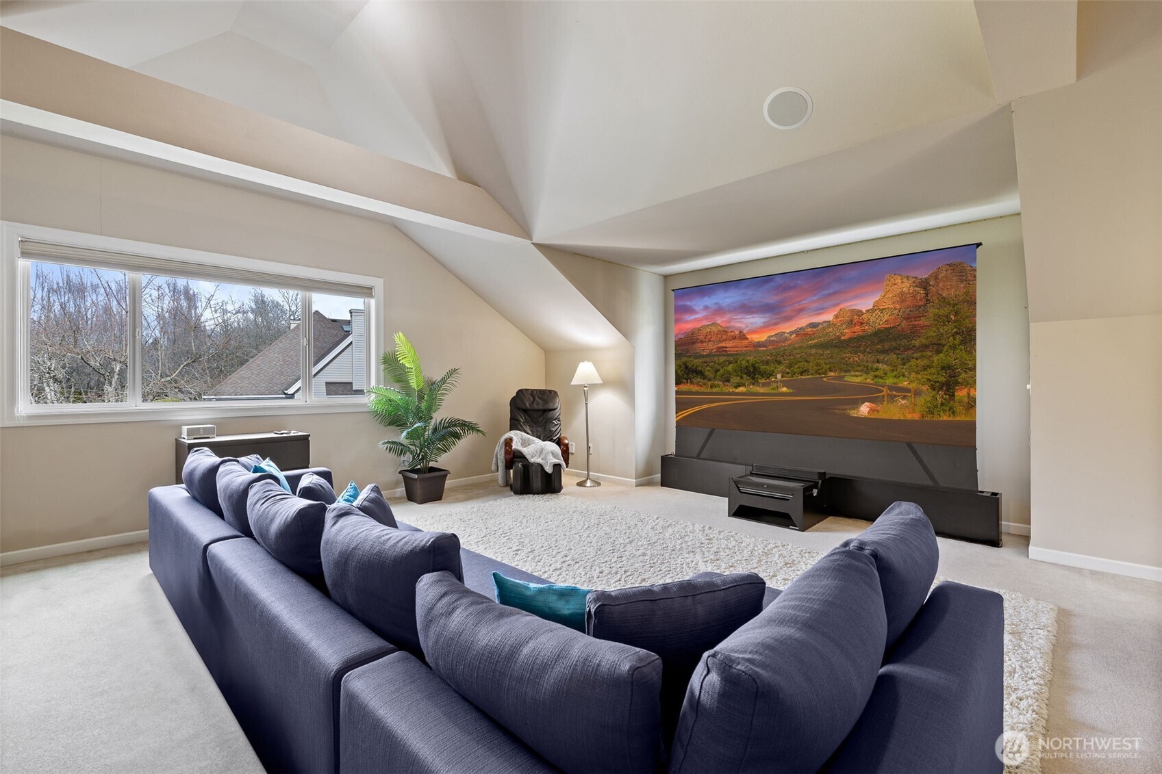 20614 NE 28th Court , Sammamish, WA 98074