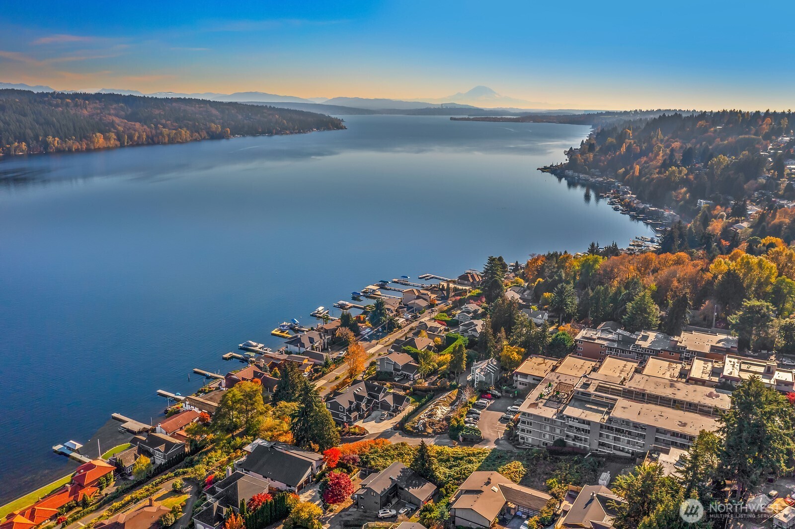 15531 Lake Shore Boulevard , Lake Forest Park, WA 98155