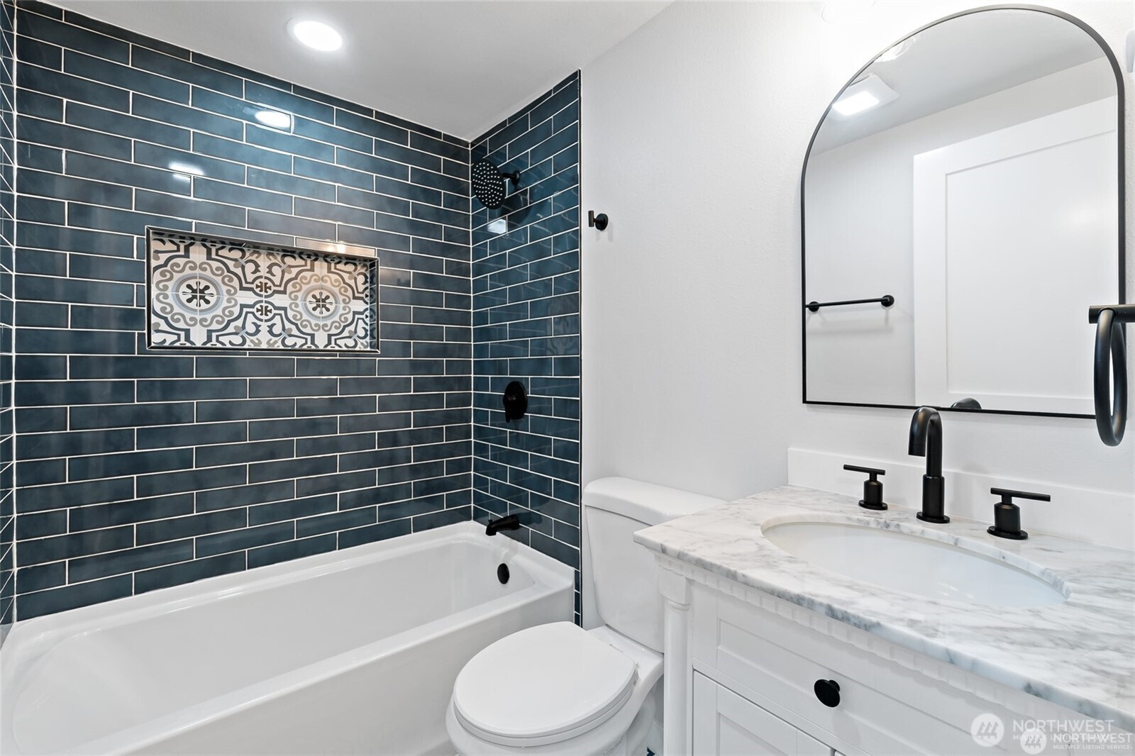 21117 129th Avenue E, Graham, WA 98338