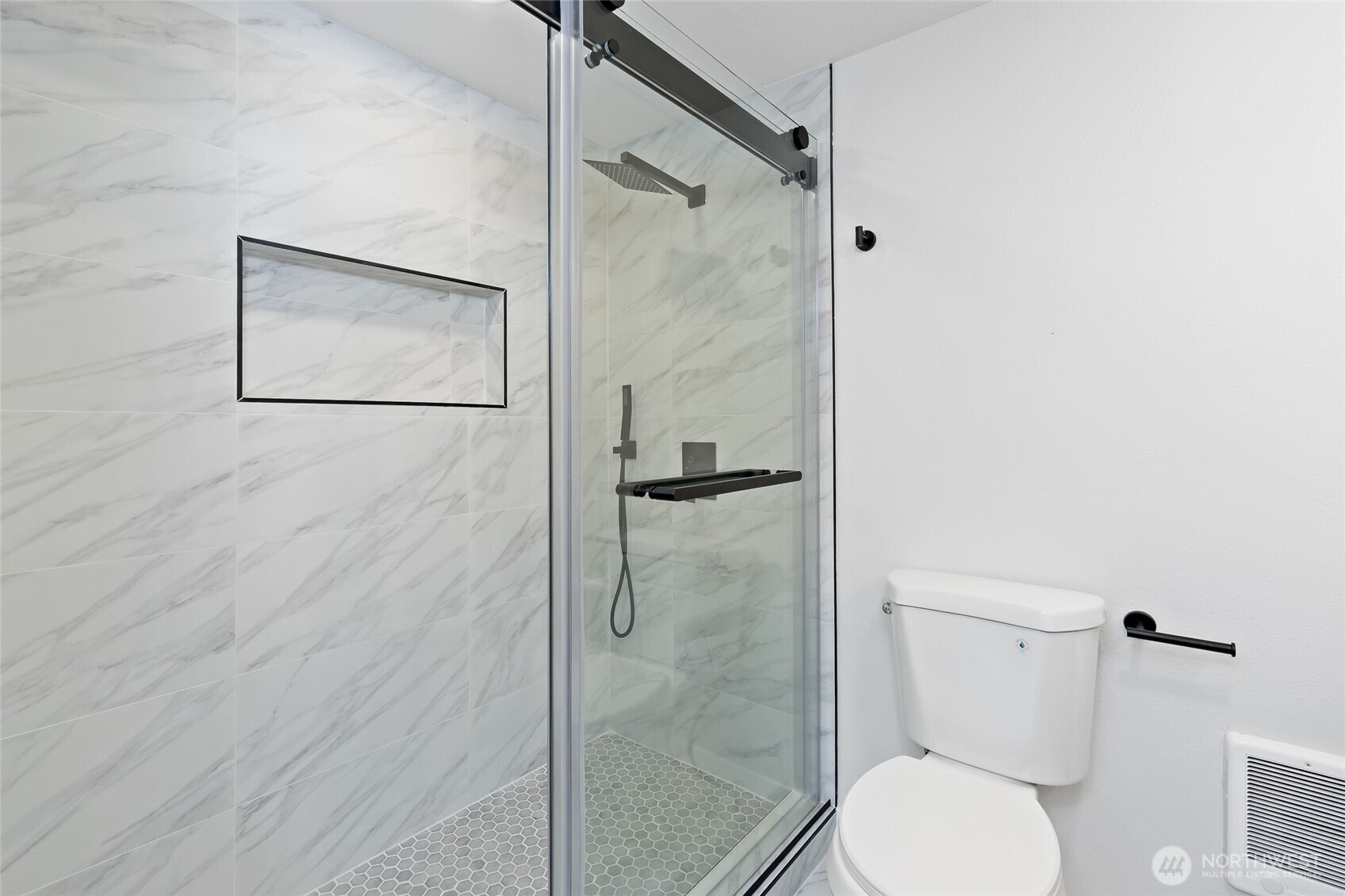 21117 129th Avenue E, Graham, WA 98338