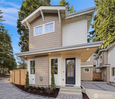 11810 NE 103rd Place , Kirkland, WA 98033