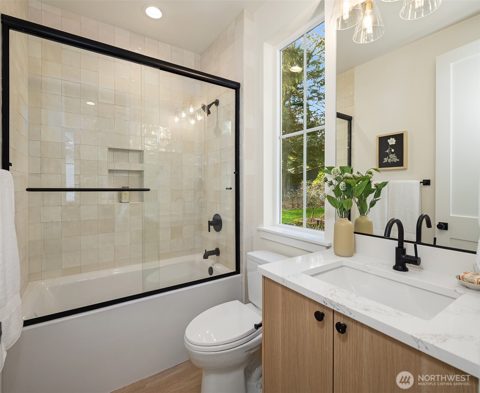 11810 NE 103rd Place , Kirkland, WA 98033