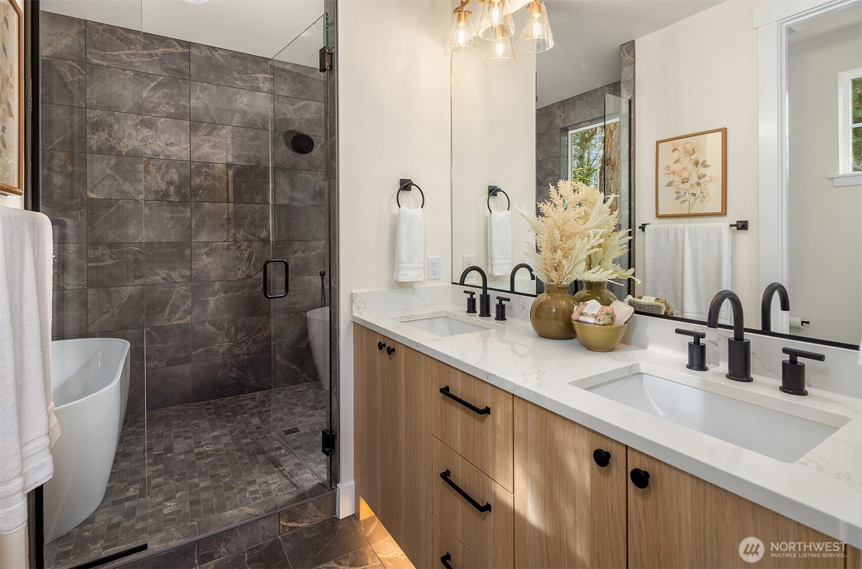 11810 NE 103rd Place , Kirkland, WA 98033