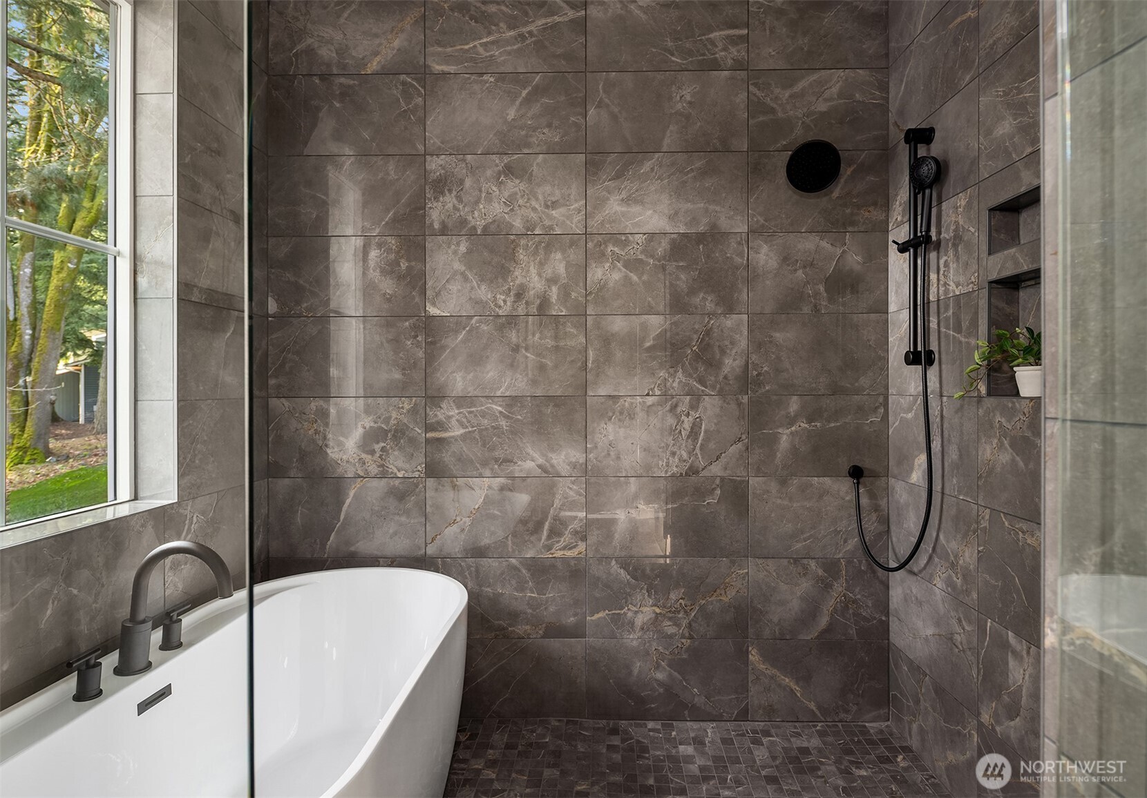 11810 NE 103rd Place , Kirkland, WA 98033