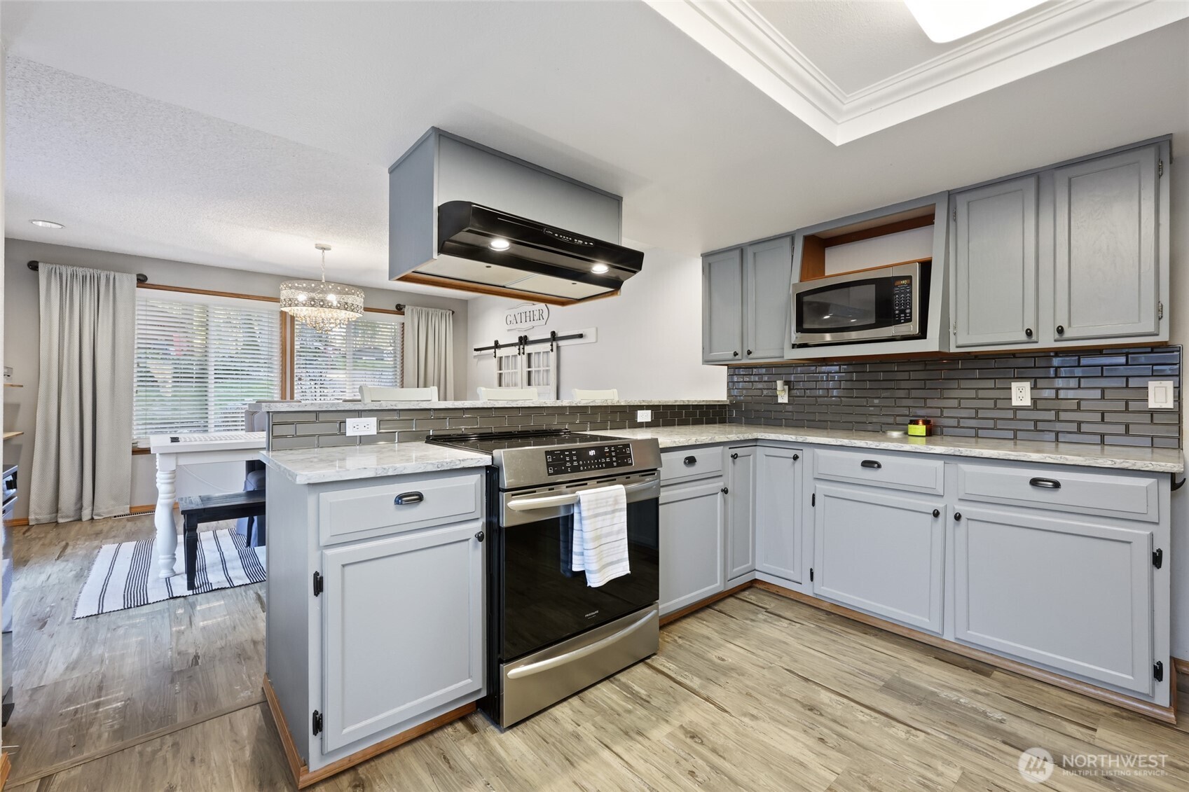 22534 SE 304th Place , Black Diamond, WA 98010