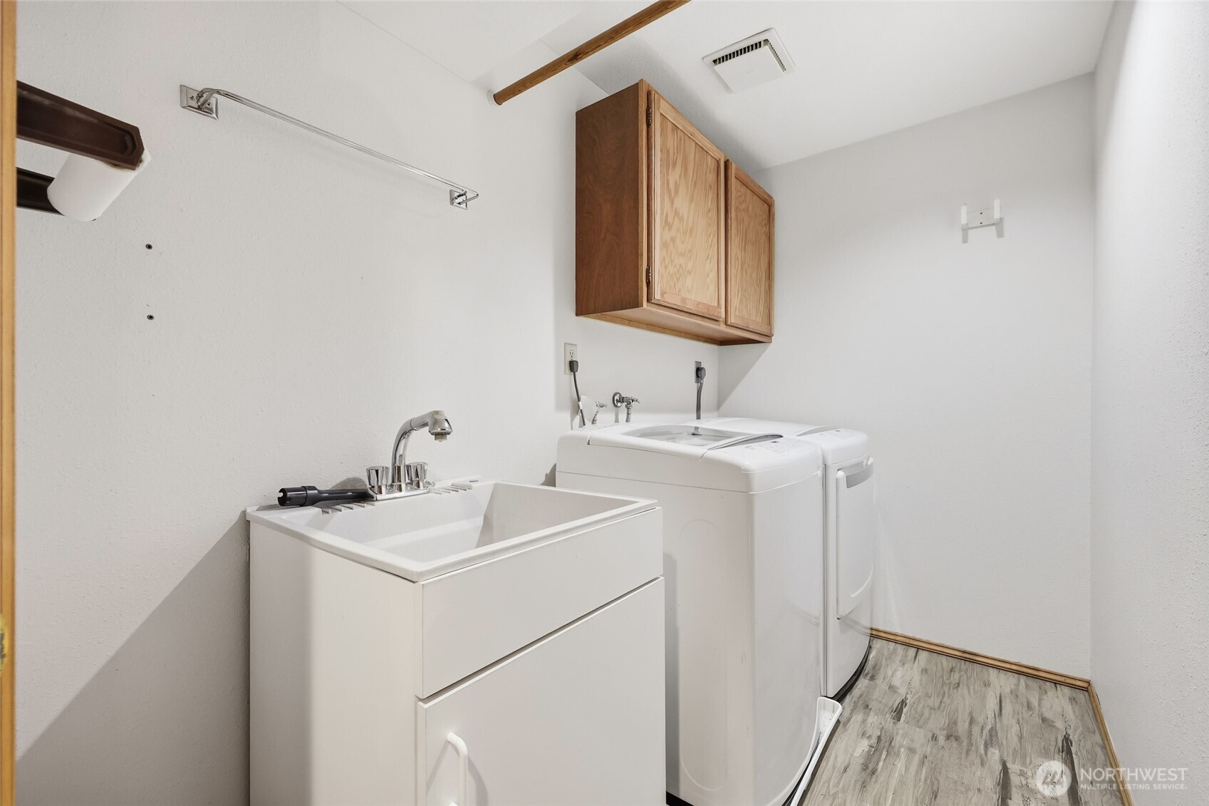 22534 SE 304th Place , Black Diamond, WA 98010