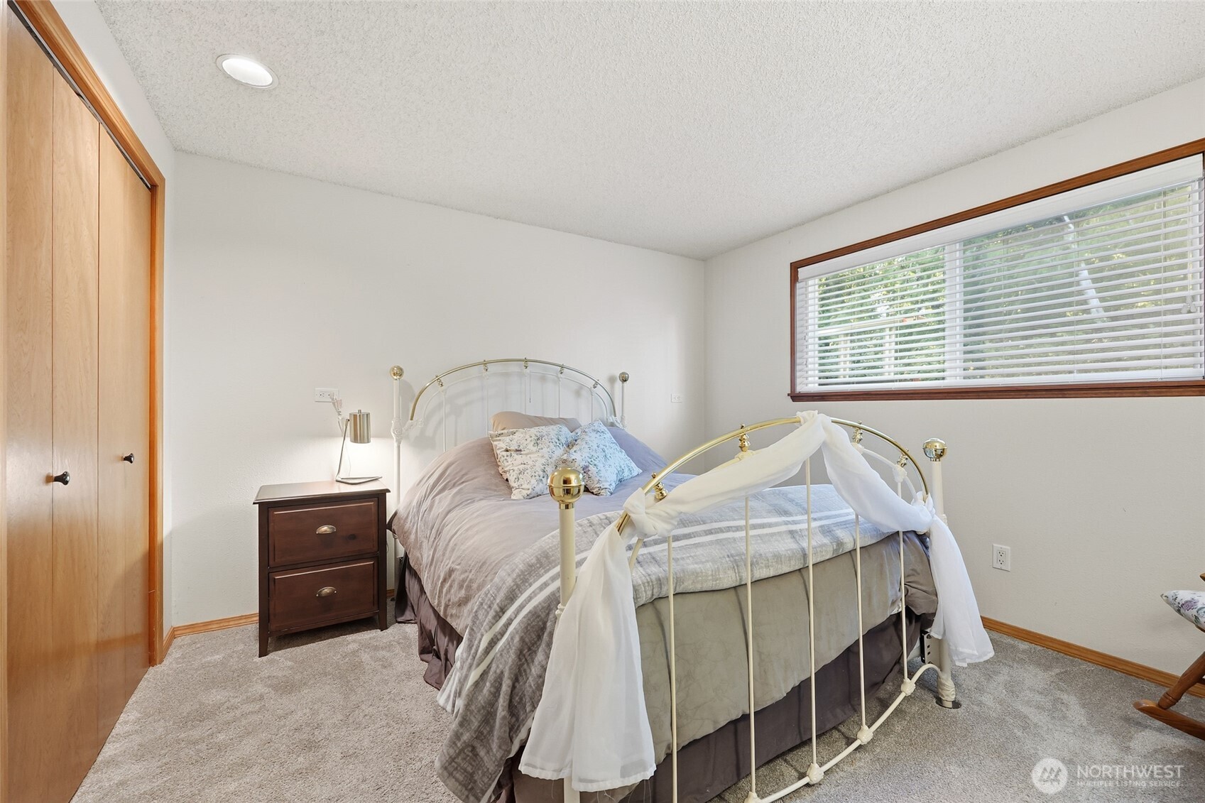 22534 SE 304th Place , Black Diamond, WA 98010