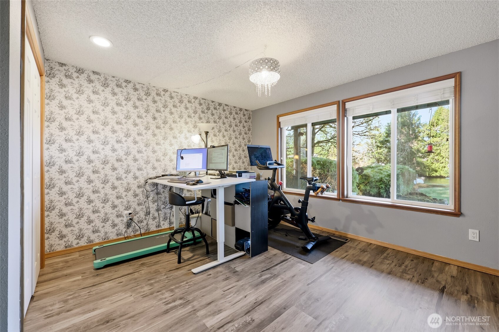 22534 SE 304th Place , Black Diamond, WA 98010