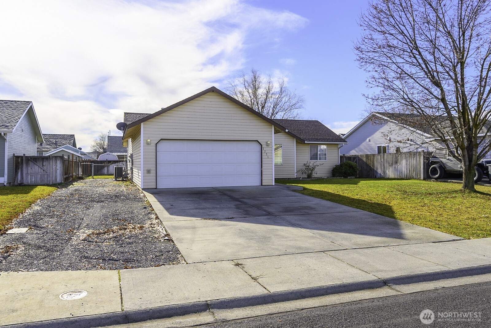1351 E Yost Circle , Moses Lake, WA 98837