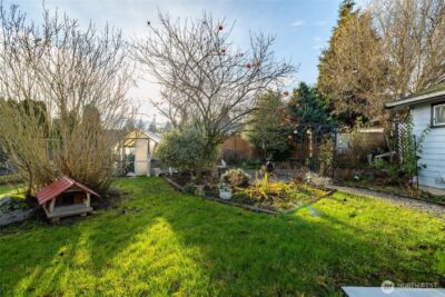 2012 E Belair Drive , Mount Vernon, WA 98273 - Photo 35