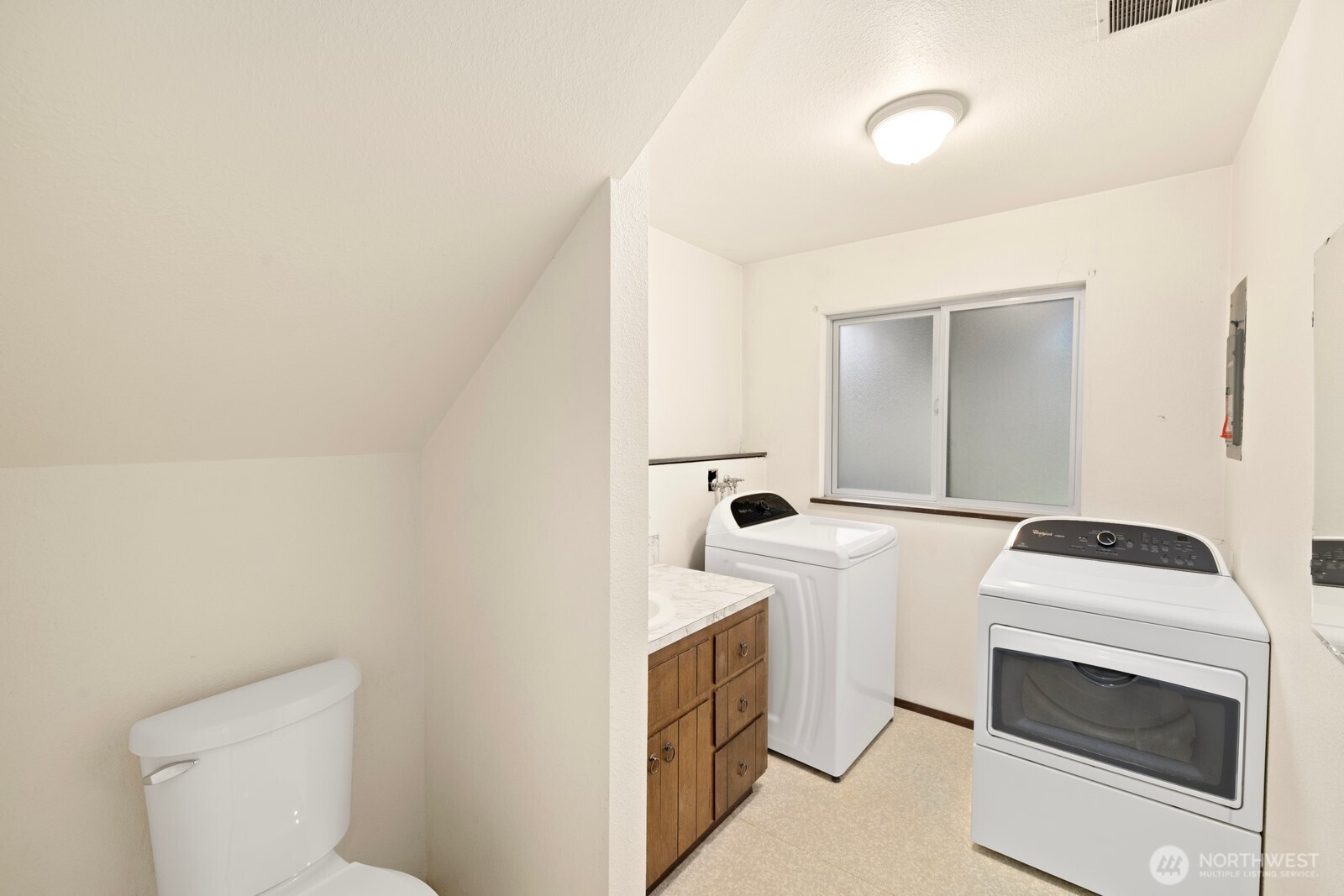 8320 121st Street E, Puyallup, WA 98373