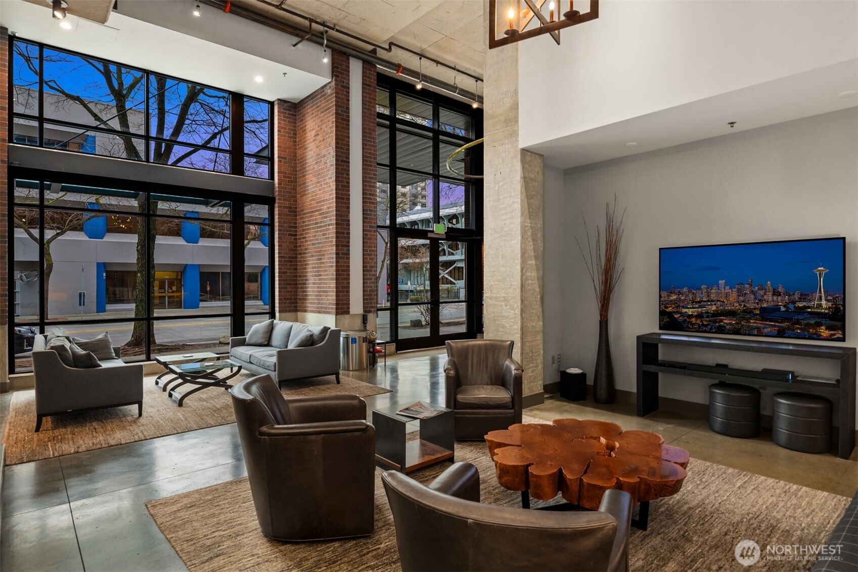 2720 3rd Avenue #505, Seattle, WA 98121