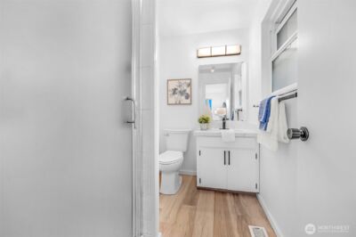 19332 53rd Avenue NE, Lake Forest Park, WA 98155 - Photo 14