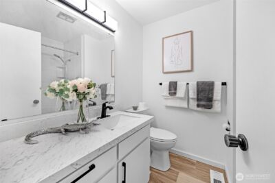 19332 53rd Avenue NE, Lake Forest Park, WA 98155 - Photo 17