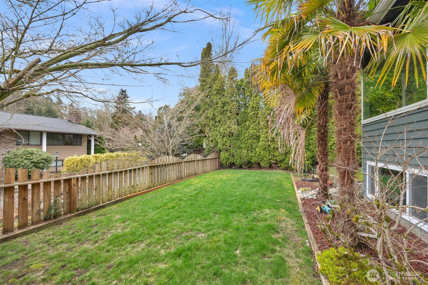 19332 53rd Avenue NE, Lake Forest Park, WA 98155