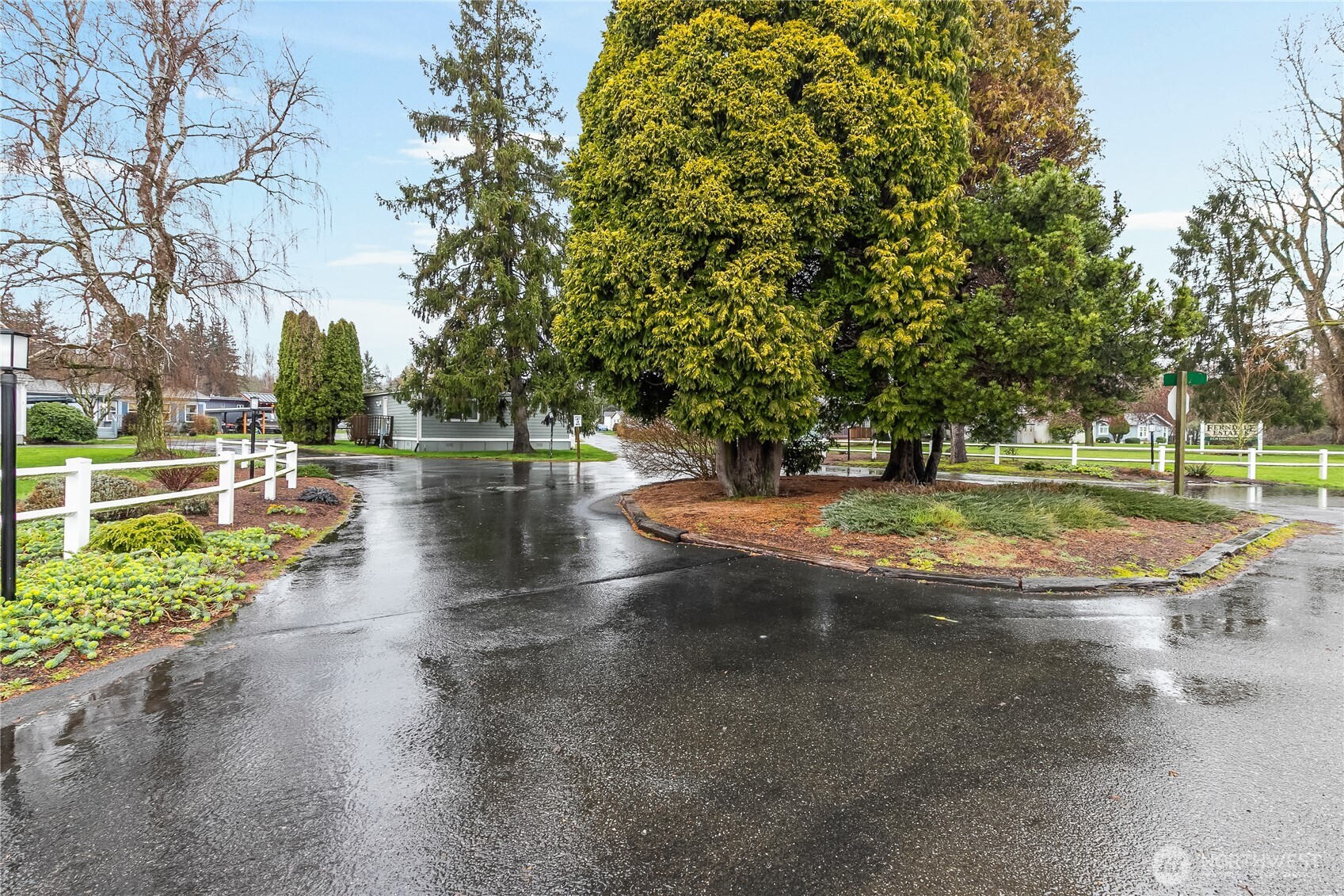 2350 Douglas Road #17, Ferndale, WA 98248