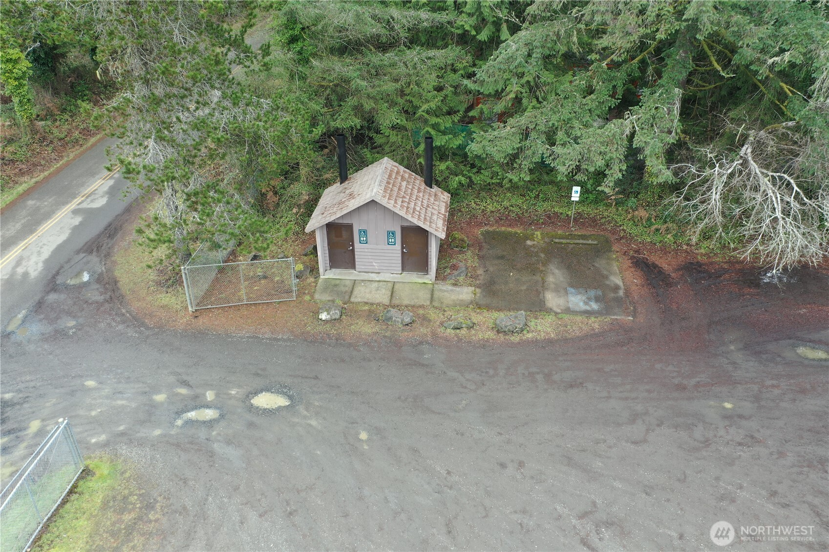 721 E Phillips Lake Loop Road , Shelton, WA 98584