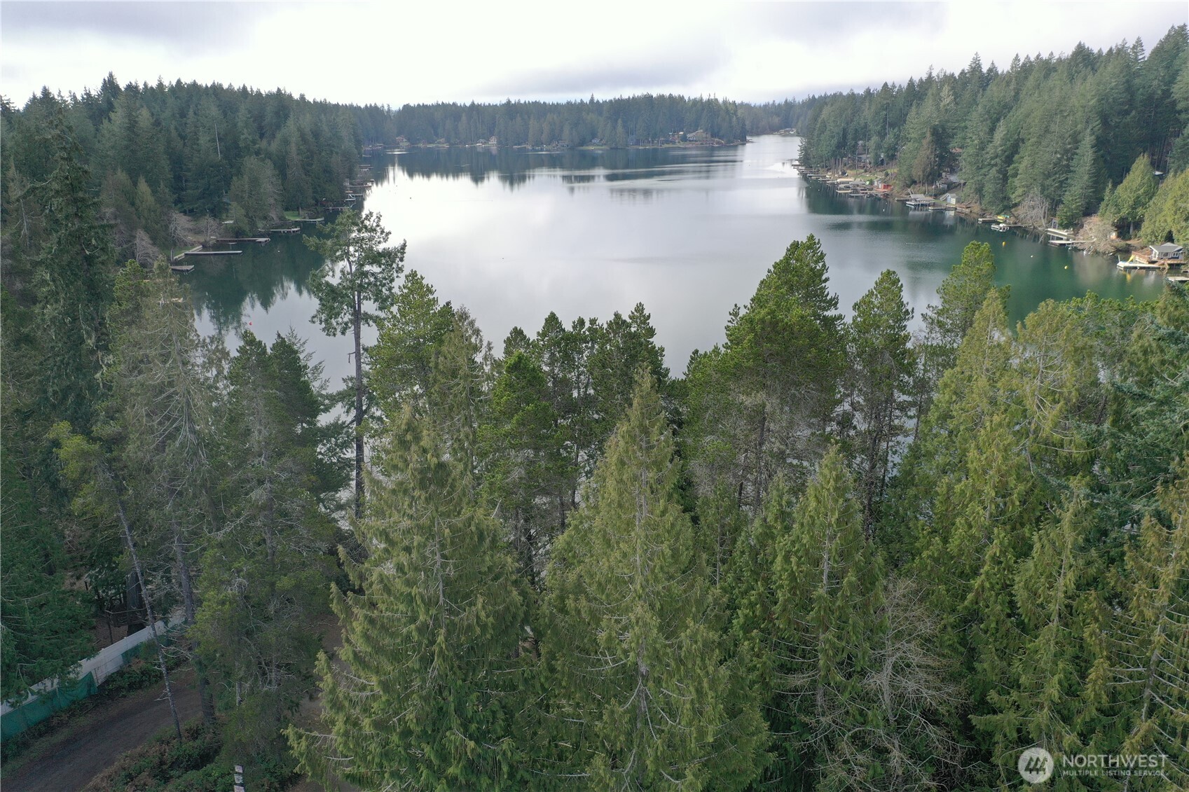 721 E Phillips Lake Loop Road , Shelton, WA 98584