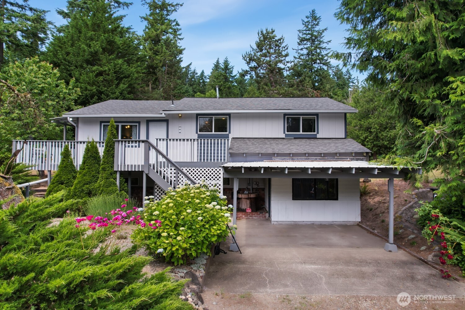 2670 SE Bielmeier Road , Port Orchard, WA 98367-8504