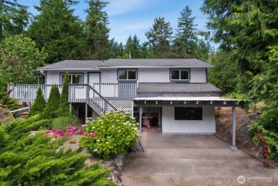 2670 SE Bielmeier Road , Port Orchard, WA 98367-8504