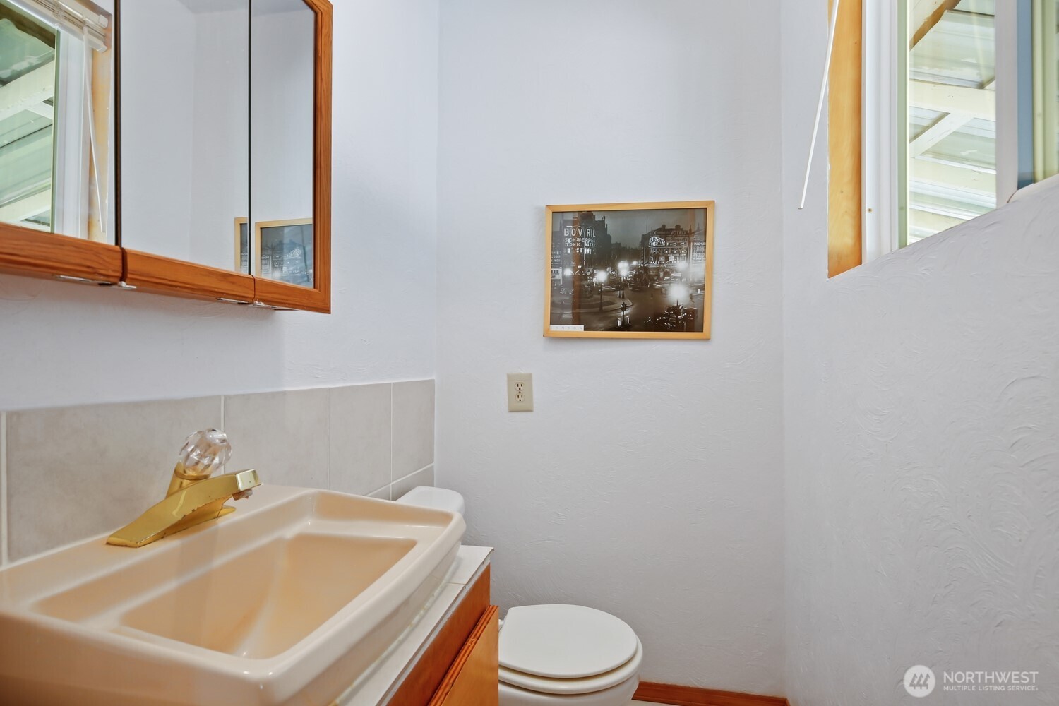 2670 SE Bielmeier Road , Port Orchard, WA 98367-8504