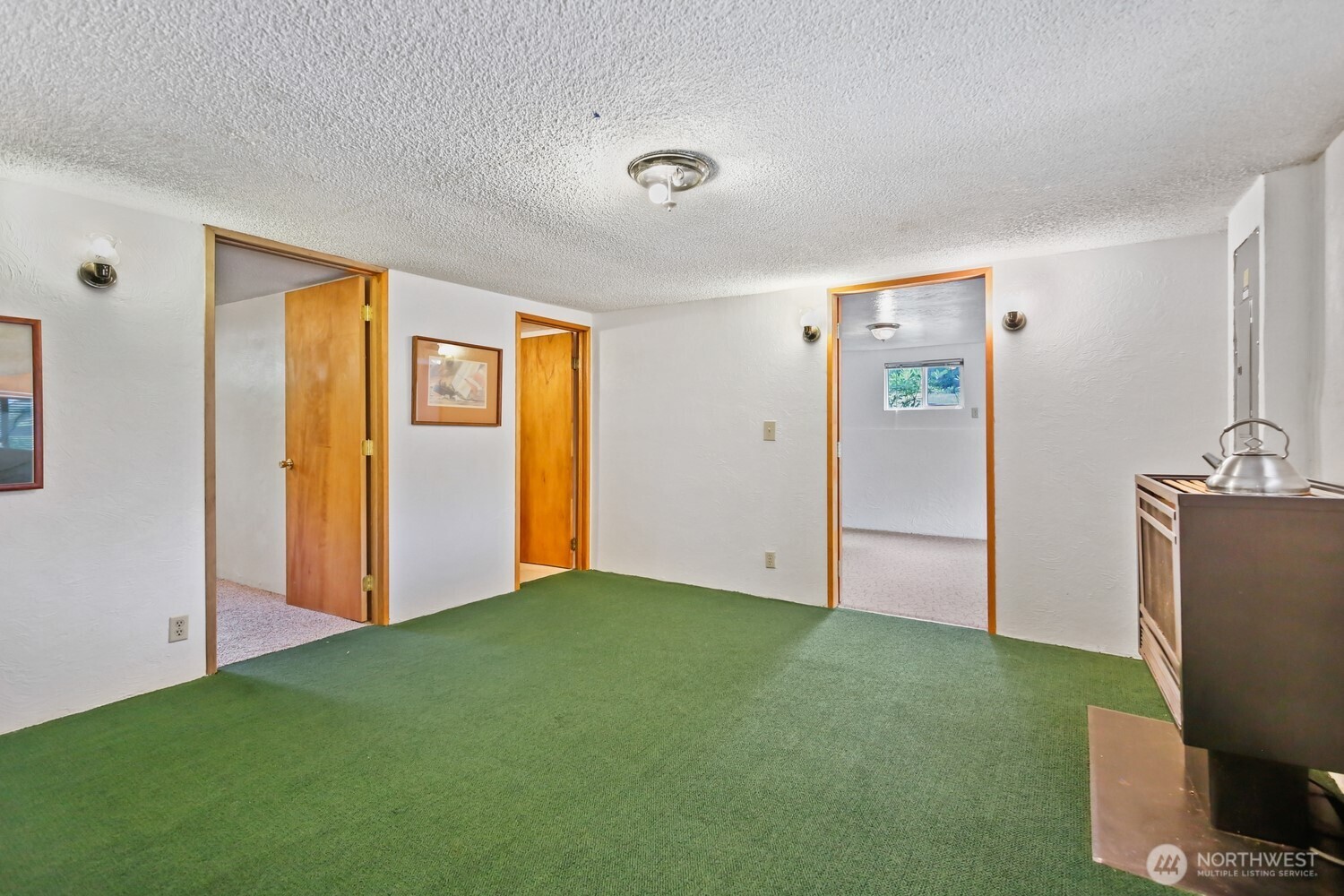 2670 SE Bielmeier Road , Port Orchard, WA 98367-8504