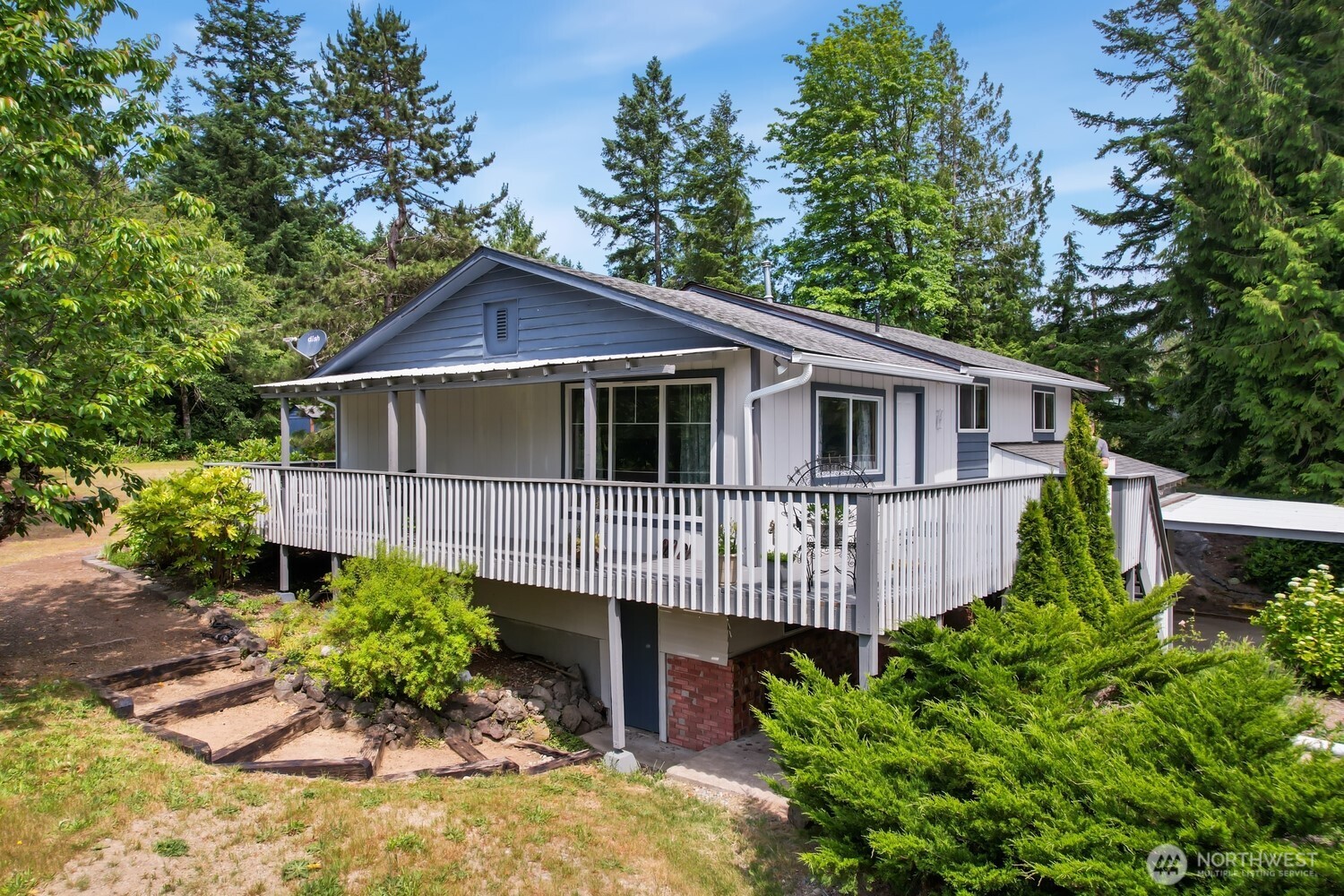 2670 SE Bielmeier Road , Port Orchard, WA 98367-8504