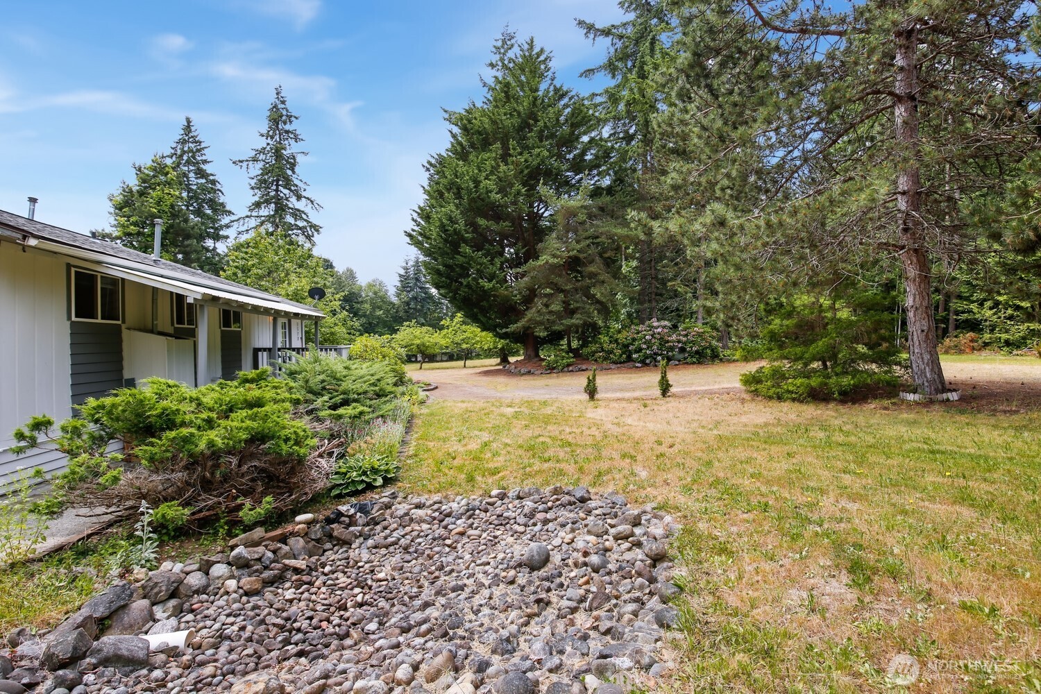 2670 SE Bielmeier Road , Port Orchard, WA 98367-8504