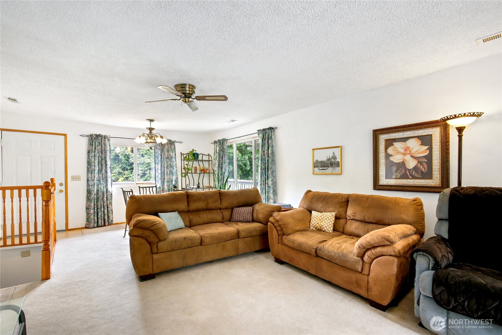 2670 SE Bielmeier Road , Port Orchard, WA 98367-8504