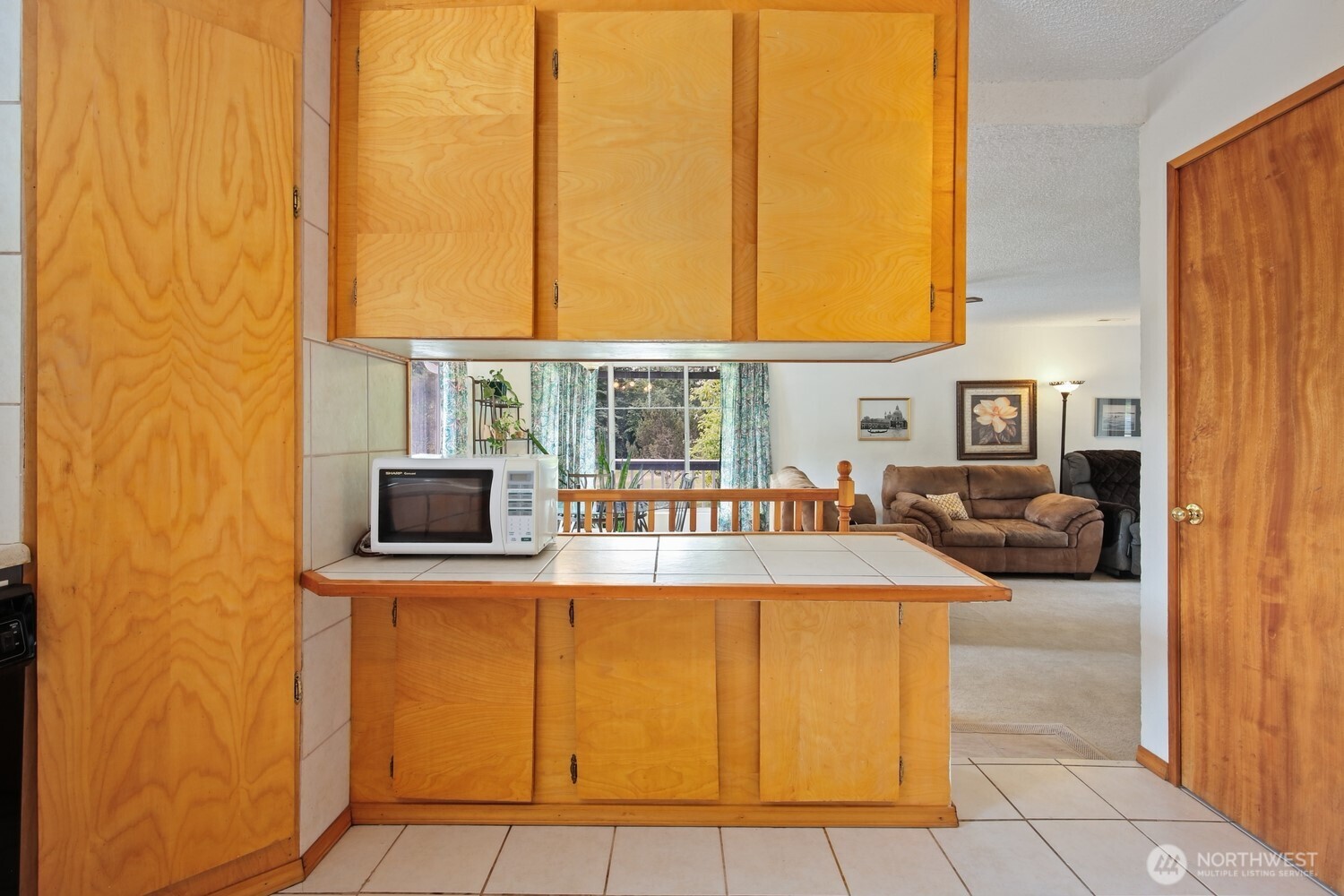 2670 SE Bielmeier Road , Port Orchard, WA 98367-8504