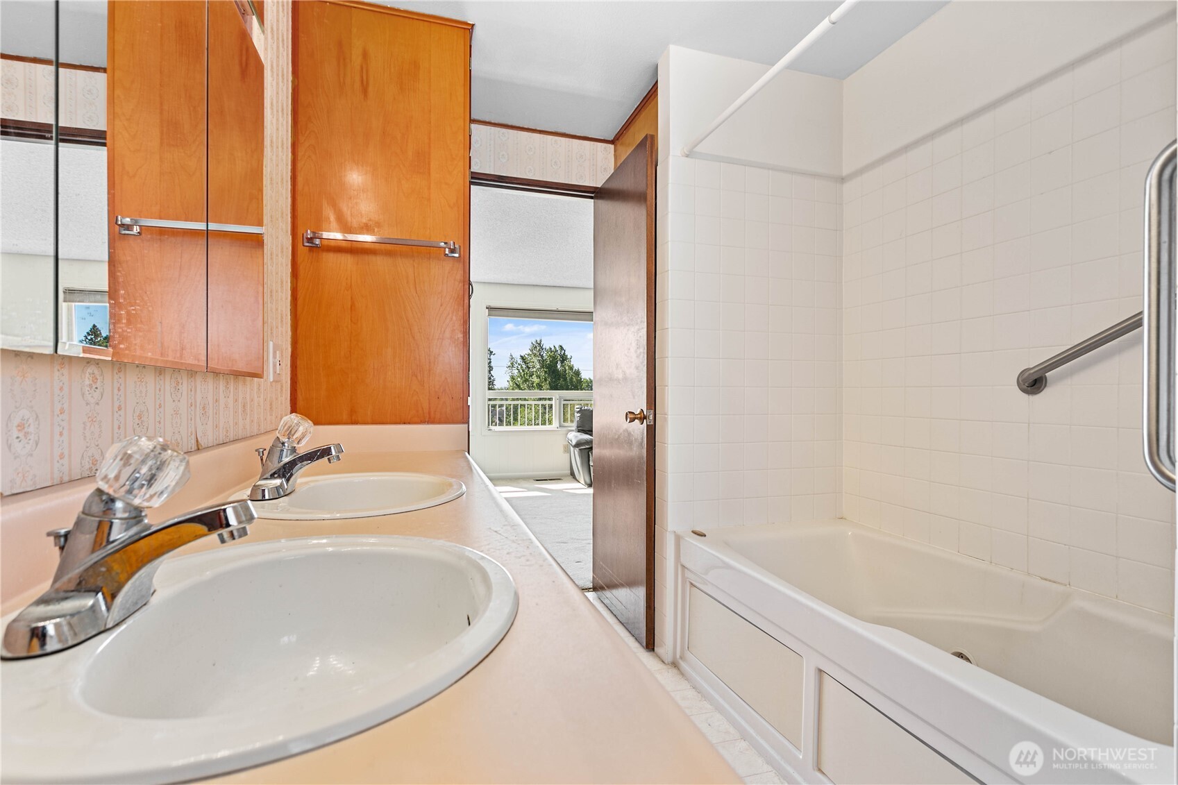 290 Prince Avenue , Bellingham, WA 98226